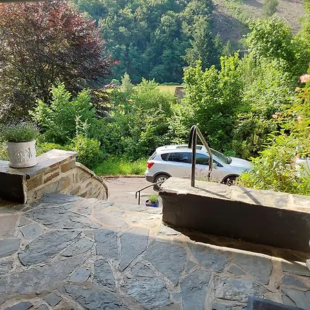 別荘 Eifel Waldhaus ジンメラート