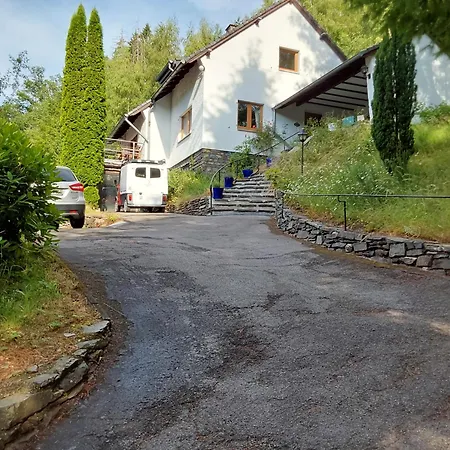 Eifel Waldhaus * ジンメラート