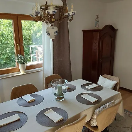 Feriehus Eifel Waldhaus